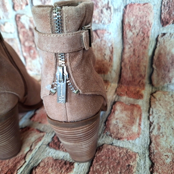 Jessica Simpson Cassley Ankle Boots Color: Rose Taupe - Picture 7 of 16